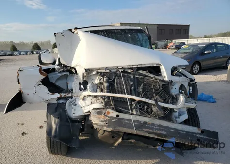 2002 Toyota Sequoia Limited из США, поврежденный, VIN 5TDBT48A32S064411